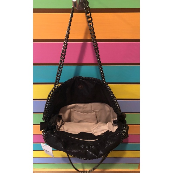 Chain Handle Bag - Picture 6 of 8